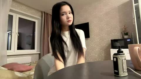 mewpuff online show from May 23, 6:48 pm
