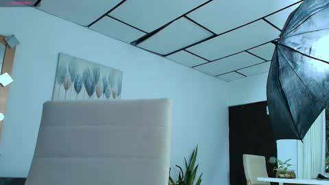 Snapshot of mhulattahot_ chatting on September 22, 6:17 am Mulata Spencer online show from September 22, 6:17 am