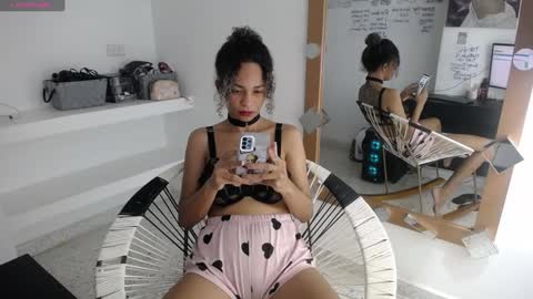 Snapshot of mhulattahot_ chatting on January 26, 3:59 am Mulata Spencer online show from January 26, 3:59 am