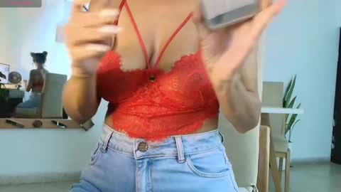 Snapshot of mhulattahot_ chatting on September 19, 4:16 am Mulata Spencer online show from September 19, 4:16 am