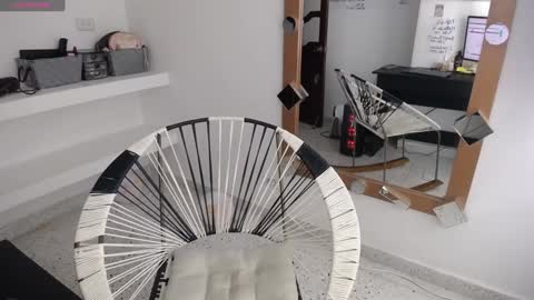 Snapshot of mhulattahot_ chatting on January 9, 9:37 am Mulata Spencer online show from January 9, 9:37 am