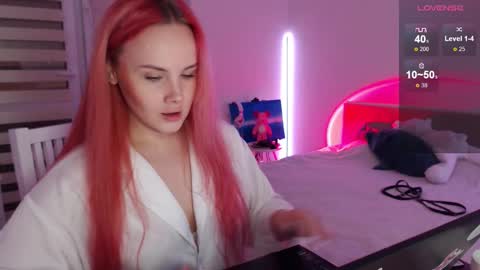 Snapshot of mi_cherry chatting on March 3, 6:56 pm Alice online show from March 3, 6:56 pm