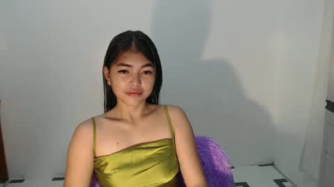 mia online show from February 19, 8:22 am