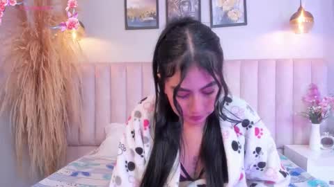 mia__bailey_ online show from March 11, 3:42 am