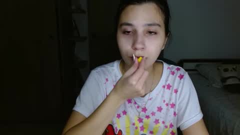 Mia online show from March 17, 4:06 am