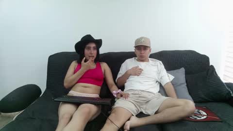 Snapshot of mia_and_eros chatting on September 26, 9:56 pm MIA AND EROS online show from September 26, 9:56 pm