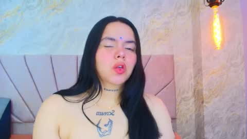 Mia  online show from May 26, 12:11 pm