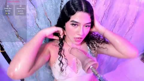 Snapshot of mia_cataleiya chatting on October 15, 11:33 am mia online show from October 15, 11:33 am