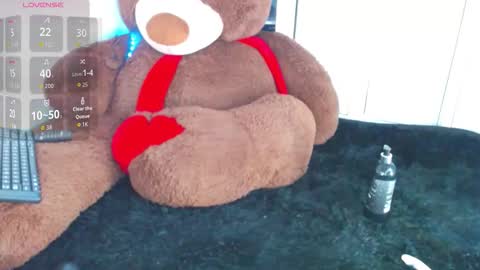 mia_fernand online show from November 29, 8:05 pm