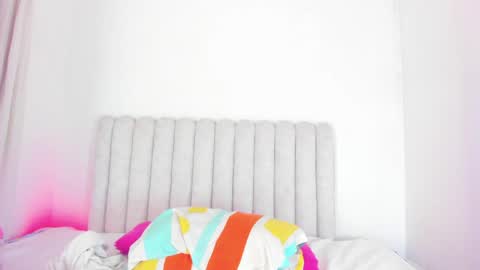 FERNANDA  online show from May 4, 2:34 pm