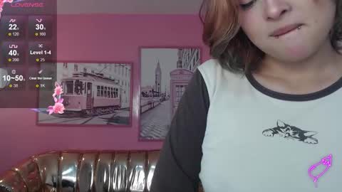 Mia online show from November 7, 2:08 pm