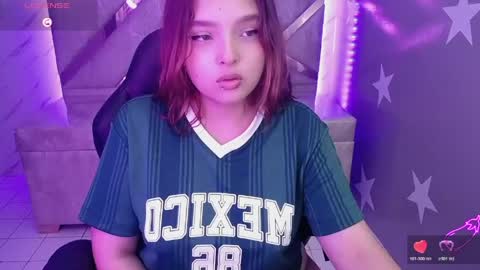 Mia online show from May 12, 4:05 pm