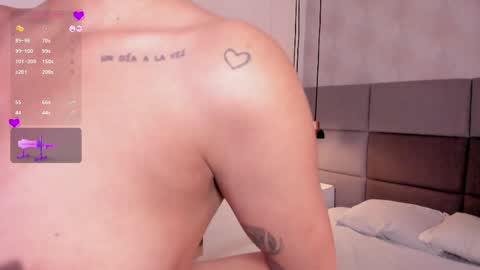 Mia online show from April 8, 12:19 pm