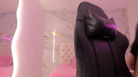    online show from January 17, 12:36 pm