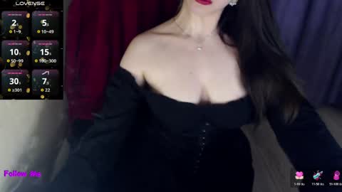 MiaJoy online show from April 10, 11:04 am