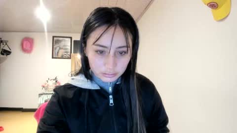 Snapshot of mia_kanee chatting on October 8, 3:51 pm mia kaneee online show from October 8, 3:51 pm