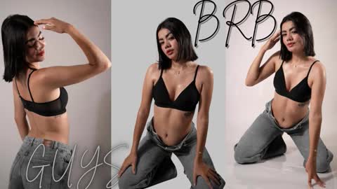 Mia online show from January 8, 3:56 am