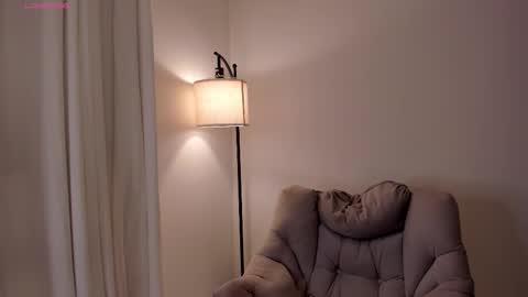 MIA LOVE   online show from February 28, 11:31 pm