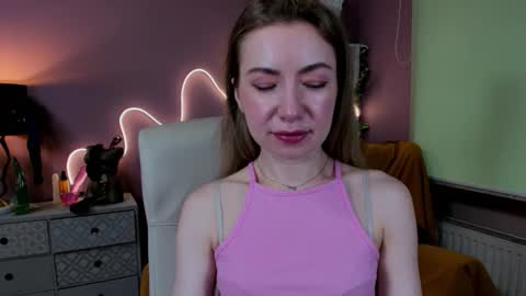 Mia online show from September 11, 6:47 am