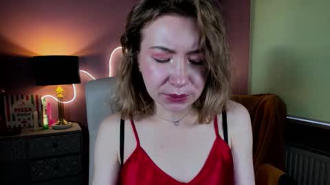 Mia online show from November 1, 8:13 am