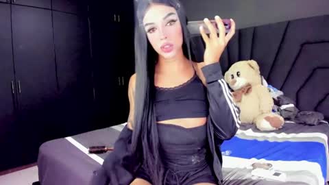 Mia3 online show from October 12, 1:42 am