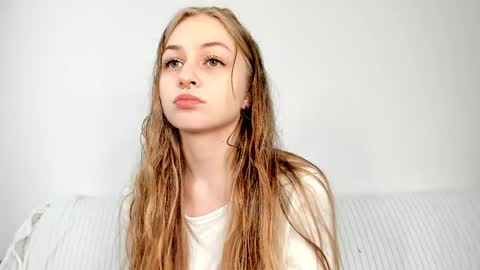 Mia here Appreciate your support online show from April 21, 7:04 am