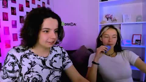 mia_mooon_ online show from June 17, 8:41 am