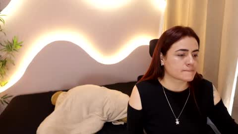 mia_renso online show from April 13, 12:31 pm