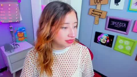 Mia  online show from November 4, 1:12 pm