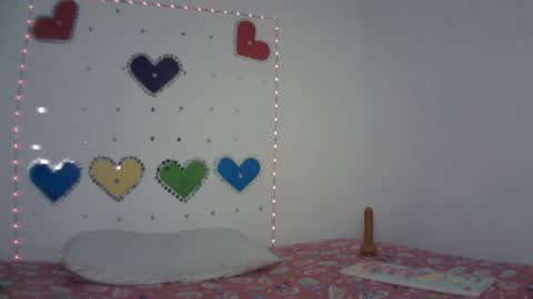 MIA suarez4 online show from May 7, 12:39 am