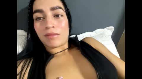 IG  isabelvp185 online show from October 14, 3:04 pm