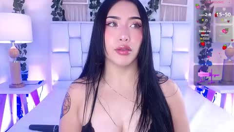 Snapshot of miaa_gh1 chatting on September 17, 11:46 am Mia online show from September 17, 11:46 am