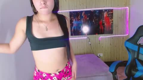 Snapshot of miaa_scott chatting on December 5, 3:44 pm online show from December 5, 3:44 pm