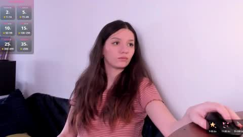 mia online show from April 12, 7:45 am