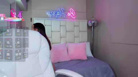 Mia Camille online show from March 31, 6:19 pm