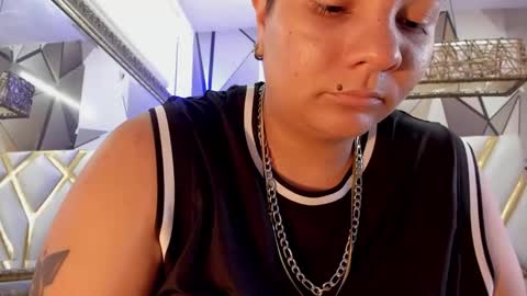 Snapshot of miacapucci1 chatting on September 22, 11:20 pm online show from September 22, 11:20 pm