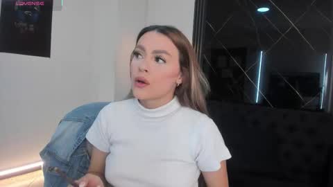 MiaCarper online show from December 22, 9:32 pm