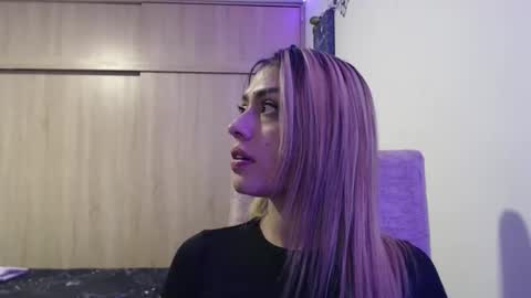 Miia  online show from November 28, 1:35 am