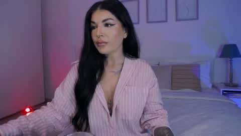 miacute4u online show from June 7, 5:40 pm
