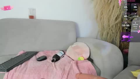 Snapshot of miafisher_ chatting on September 27, 12:19 am Miafisher online show from September 27, 12:19 am