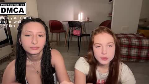 Mia online show from March 25, 9:54 pm