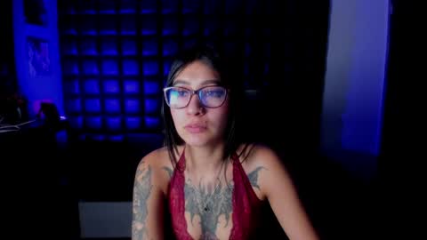 miafox_03 online show from April 23, 11:28 pm