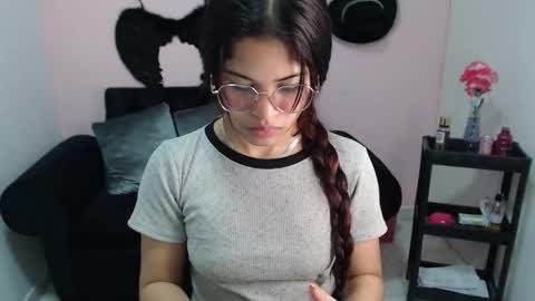 miafuckpussyhard online show from December 16, 12:33 pm