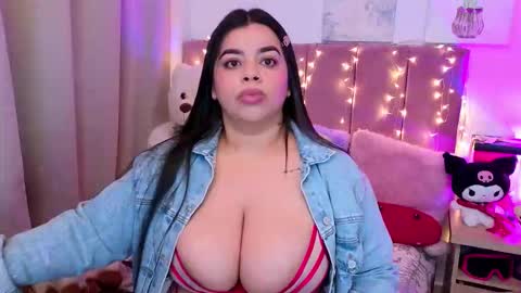 Miah Joness online show from December 3, 12:09 am