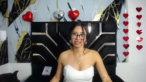 miahotcs online show from February 19, 1:21 pm