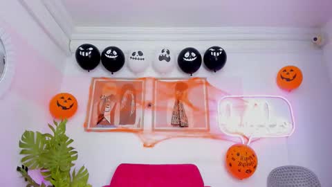 Mia Khalifa online show from November 2, 3:39 am