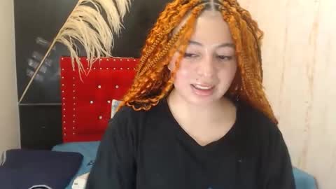 miakimky online show from December 5, 5:55 pm