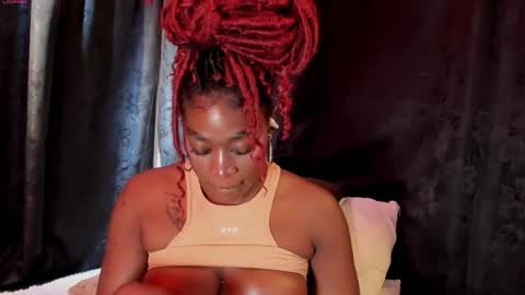 Mia online show from May 30, 2:10 am