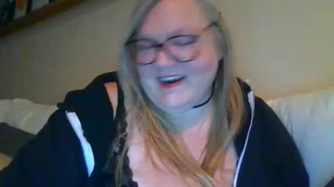 Miamarie555 online show from February 5, 3:21 am