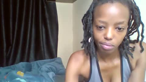 Muffin online show from March 1, 4:33 pm